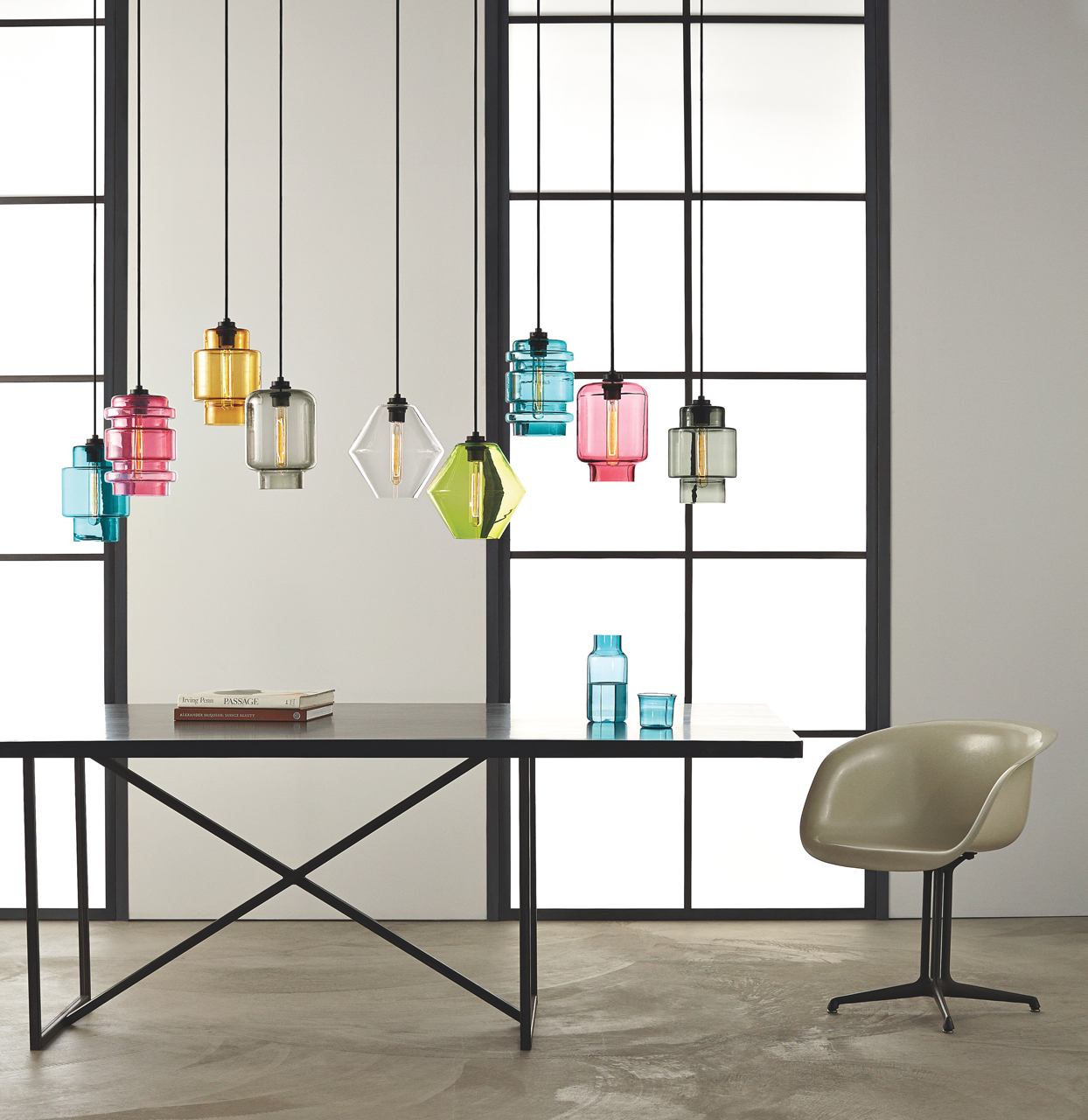 Hanglamp van gekleurd glas - Inspiraties - ShowHome.nl