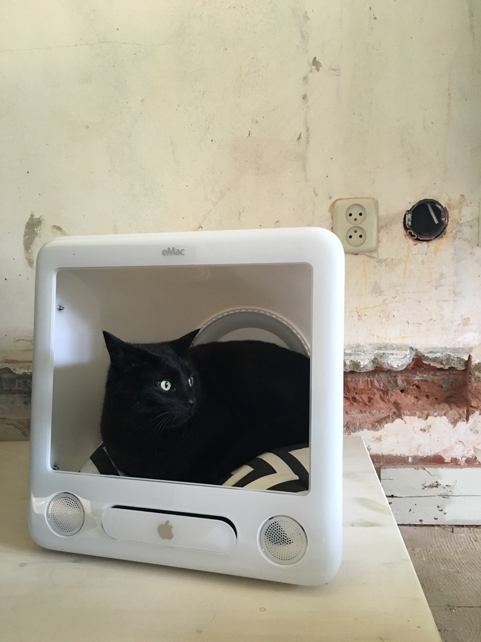 DIY: eMac kattenmandje