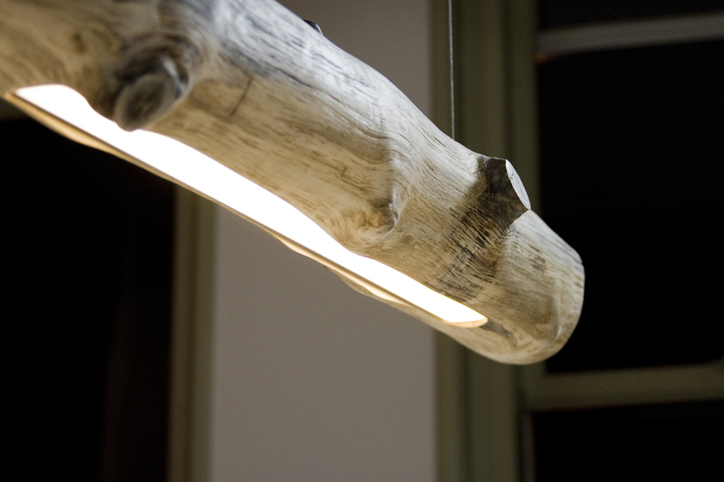 Lamp van een boomstam - Inspiraties - ShowHome.nl