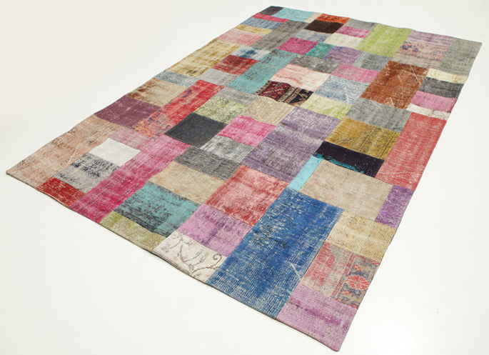 Kakadu Malen Ritmisch Patchwork tapijt - Inspiraties - ShowHome.nl