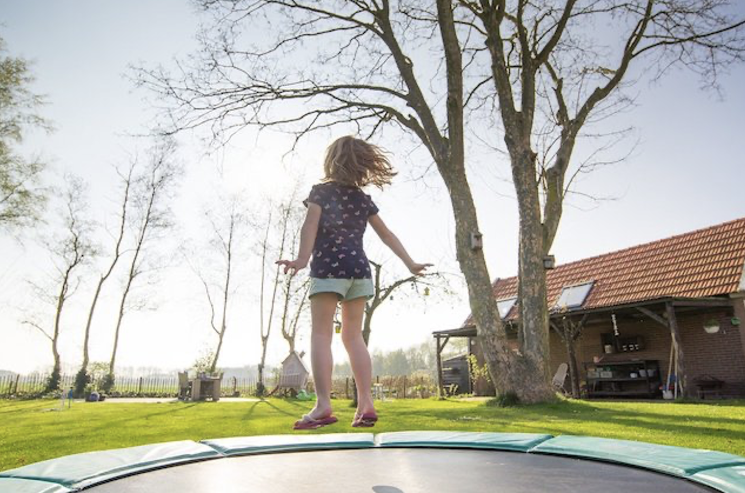 Redenen om een trampoline te kopen voor in je tuin