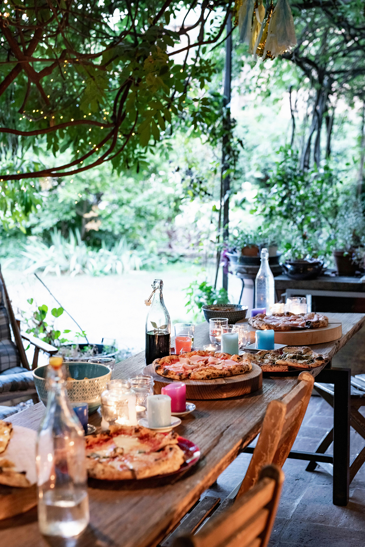 Buiten eten: zo maak je een gezellige lente eettafel