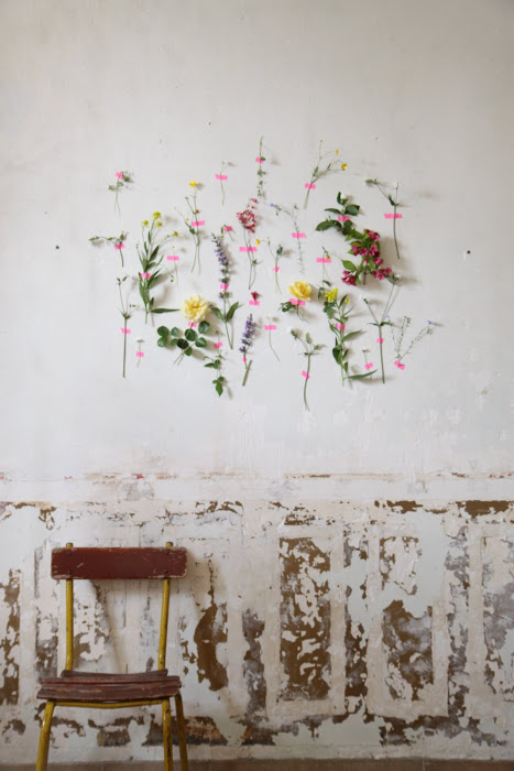 Een muur vol bloemen